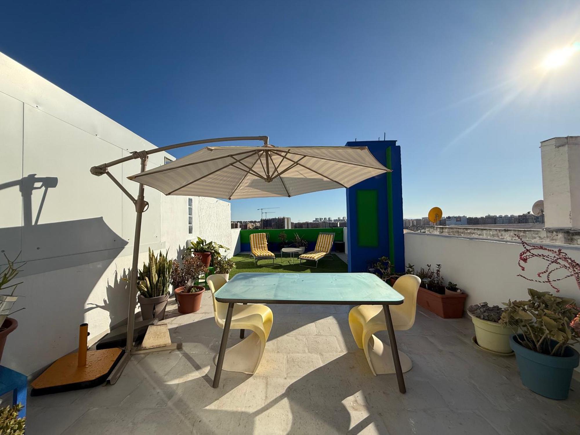 Petite Penthouse With The Sunniest Terrace In Valencia Apartment Bagian luar foto